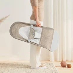 Skråstole & Babygynger|BABYBJORN BabyBjörn Balance Soft Skråstol Mesh, Gråbeige/Hvid