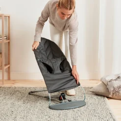 BABYBJORN Skråstole & Babygynger-BabyBjörn Bliss Skråstol Woven Bladmønstret Quilt, Antracitgrå