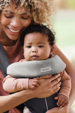 Bæreseler, Strækvikler & Bærestole|Spisetid|BABYBJORN BabyBjörn Hagesmæk til Bæresele Jersey, Lysegrå