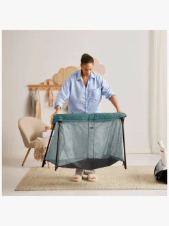 Børnesenge & Tilbehør|BABYBJORN BabyBjörn Light Weekendseng inkl. Overtrækslagen, Dark Green