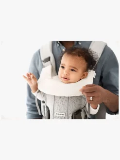 BABYBJORN Bæreseler, Strækvikler & Bærestole-BabyBjörn One Hagesmæk til One Bæresele, Hvid