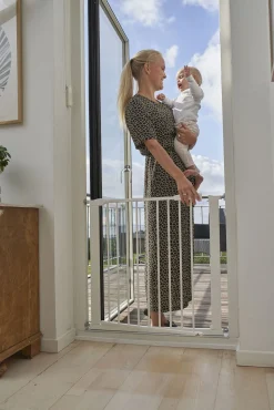 Sikkerhed|BabyDan Perfect Close Sikkerhedsgitter, Hvid