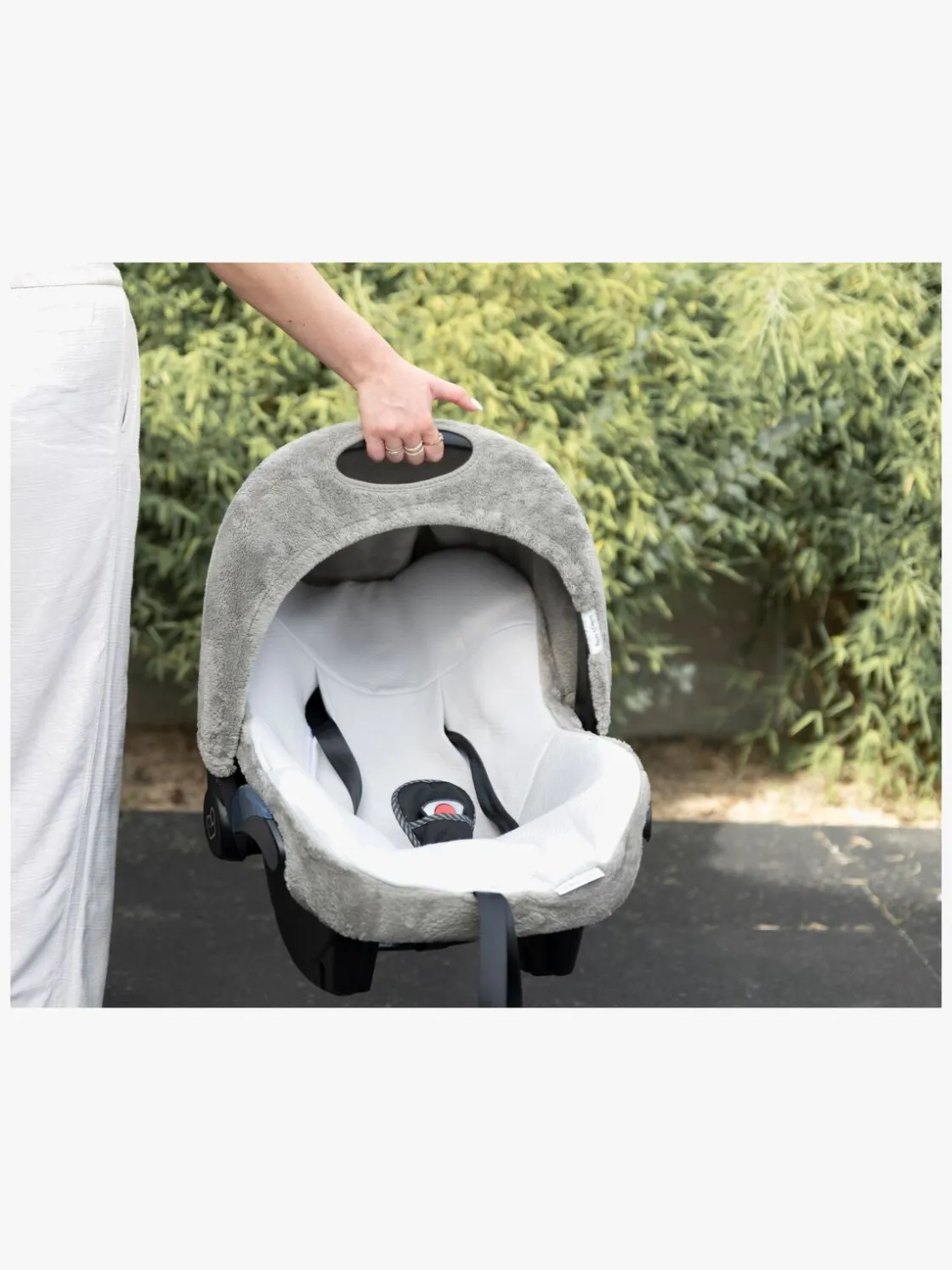 Tilbehør|BabysOnly Baby's Only Cozy Beskyttelsesbetræk til Autostol, Urban Green Grå/Hvid