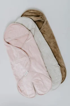 Interiør|BabysOnly Baby's Only Hooded Baby Tæppe med Fødder Cozy, Dusty Grey Grå