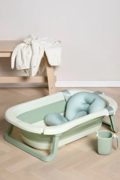 Beemoo Badeværelset-CARE Assist Badekar inkl. Badestøtte Stativ & Skyllekande, Soft Green