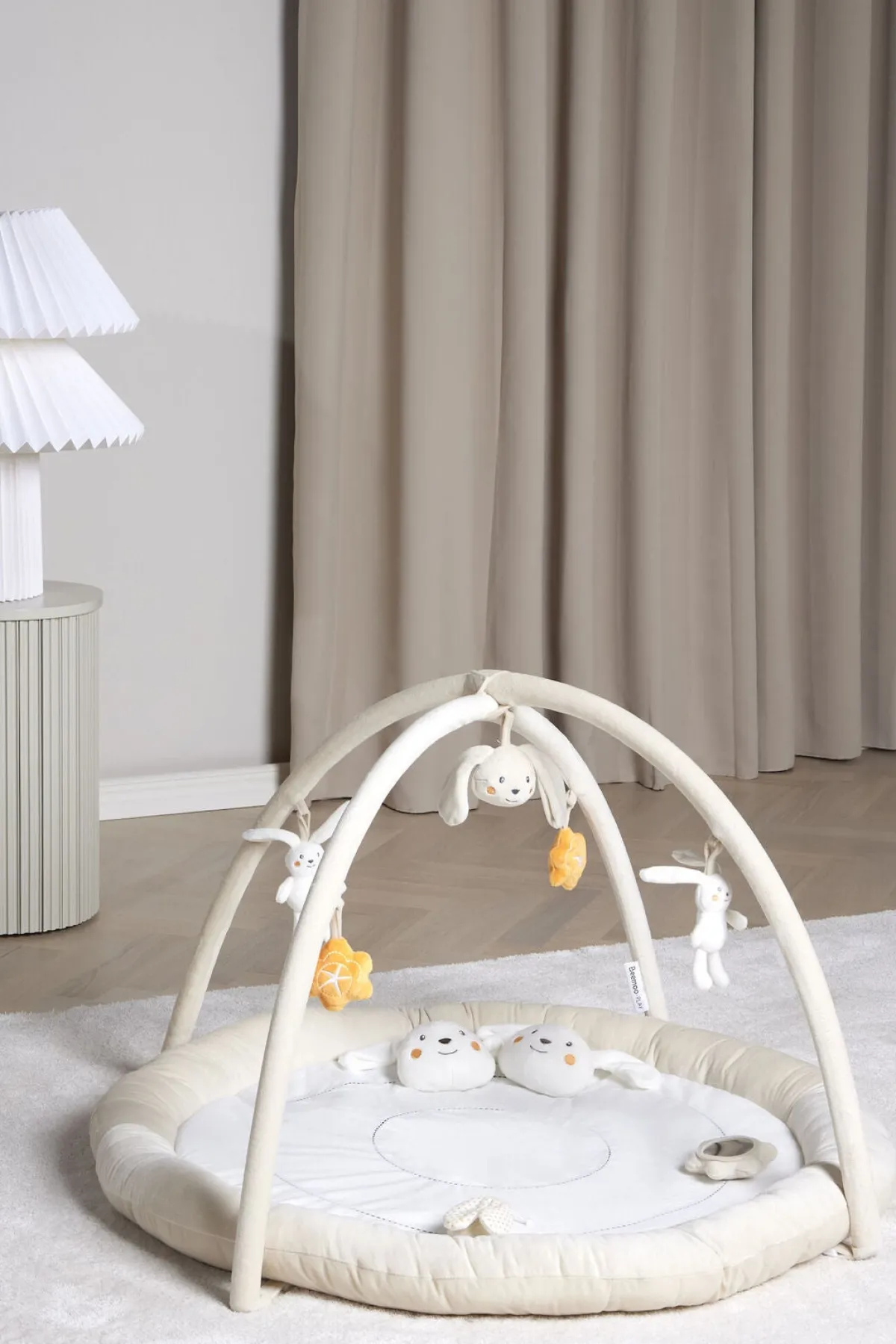 Beemoo Babylegetøj-PLAY Bunny Aktivitetstæppe,