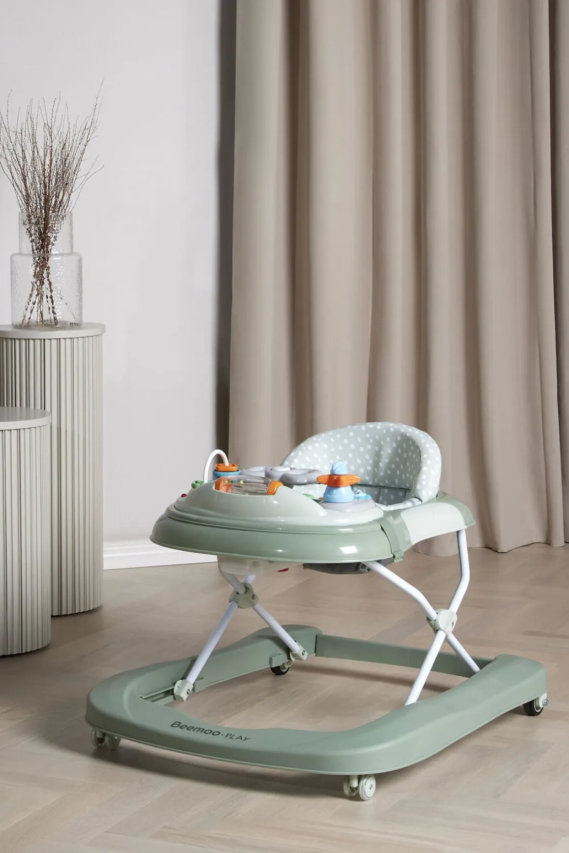 Gåstole|Beemoo PLAY Explore Gåstol, Sage Green Grøn