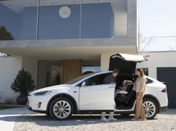 BeSafe Autostole 9-36 Kg-iZi Turn i-Size Autostol, Fresh Black Cab