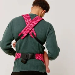 Bæreseler, Strækvikler & Bærestole|BizziGrowin Bizzi Growin Nomad Air Bæresele, Flaming Zebrano Lyserød