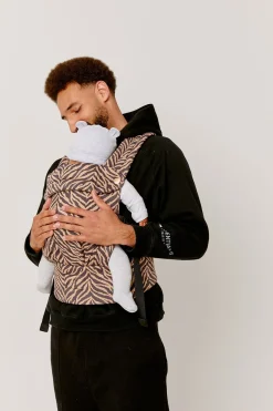 Bæreseler, Strækvikler & Bærestole|BizziGrowin Bizzi Growin Nomad Air Bæresele, Zebrano Beige/Sort