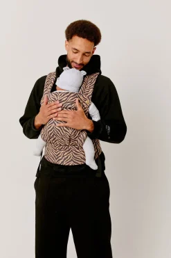 Bæreseler, Strækvikler & Bærestole|BizziGrowin Bizzi Growin Nomad Air Bæresele, Zebrano Beige/Sort