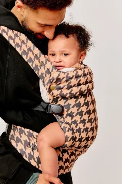 Bæreseler, Strækvikler & Bærestole|BizziGrowin Bizzi Growin Nomad Air Bæresele, Harlow Toffee Orange/Brun