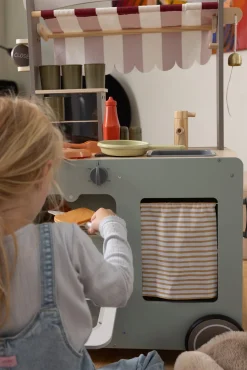 Rolleleg|Dantoy Madvogn Street Food