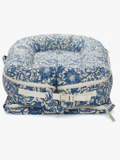 Børnesenge & Tilbehør|DockATot Deluxe+ Babynest, Pink & Rose Blå/Hvid