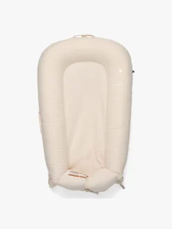 Børnesenge & Tilbehør|DockATot Deluxe+ Betræk, Sand Chambray