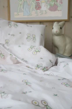 Børn ElsaBeskow Sengetøj-Elsa Beskow Blomsterfesten Sengesæt 150 x 210, Sandfarvet