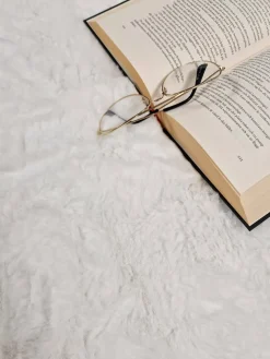 Gulvtæpper|KM Carpets Heaven Deluxe Gulvtæppe 140x200, Hvid