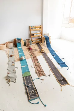 Legetøjsbiler & -Fartøjer|LorenaCanals Lorena Canals Ride & Roll Flyvemaskine + Bane Blå