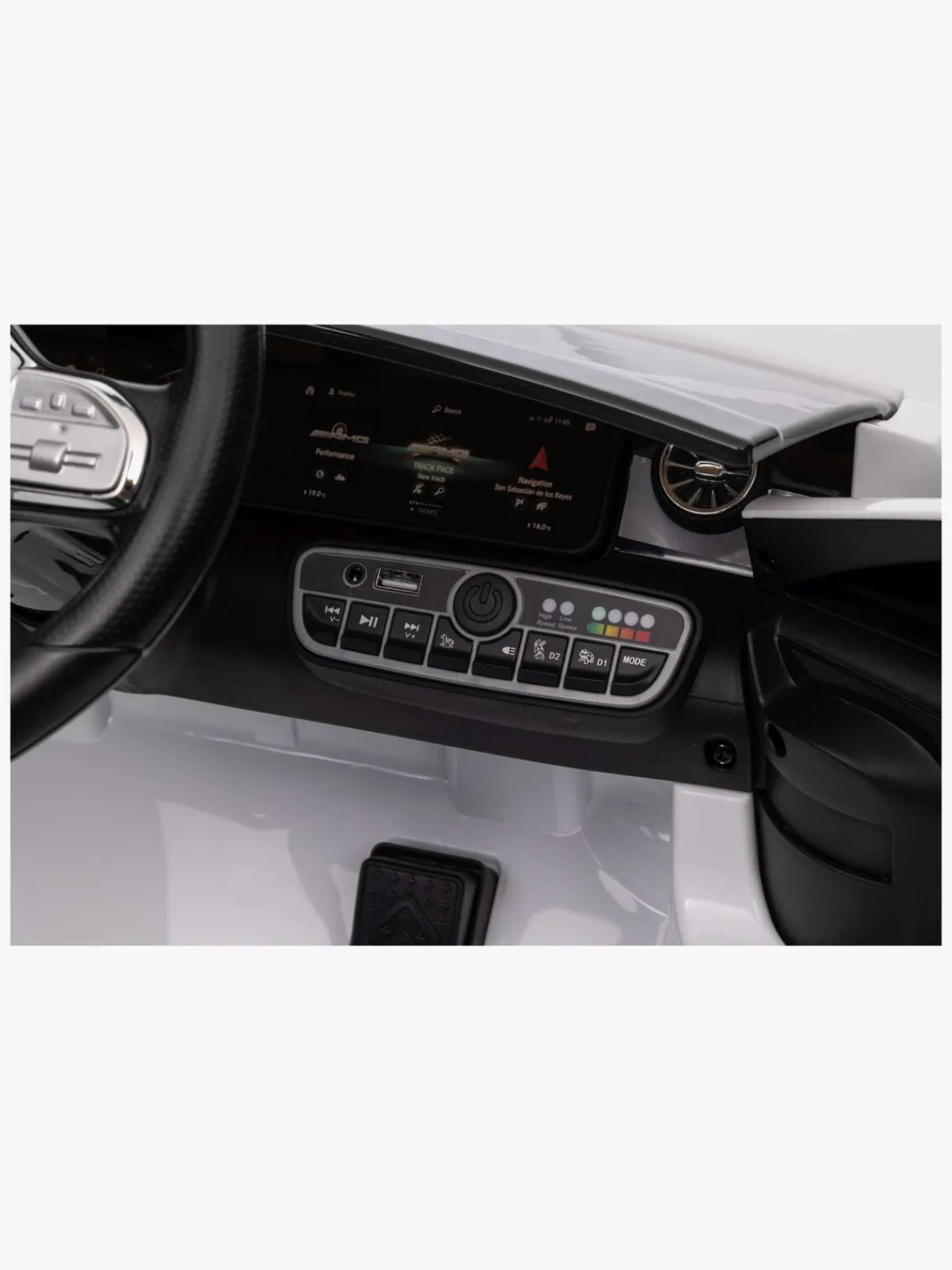 Elbiler & -Køretøjer|Mercedes Benz CLA45 Elbil, Hvid