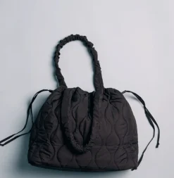 Pusletasker|PetiteCherie Petite Chérie Chloé Quilted Pusletaske, Black