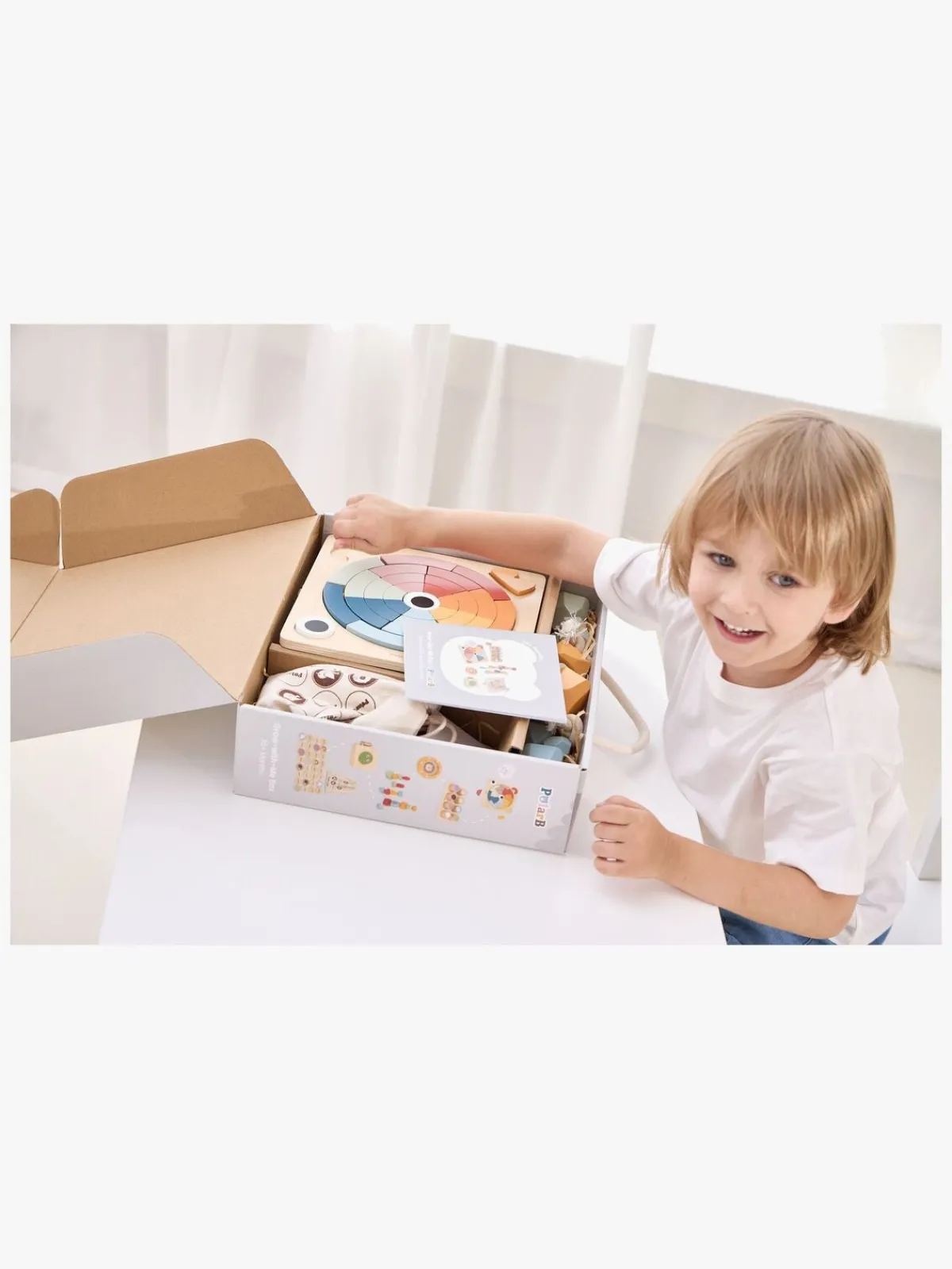 Motorisk Legetøj|PolarB Grow-with-Me Aktivitetssæt Free Spirits 36+ Måneder Hvid