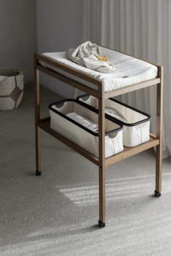 Quax Pusleborde-Mori Puslebord, Walnut