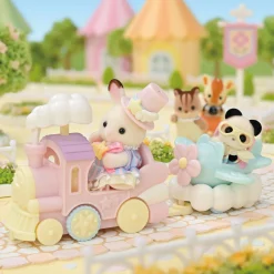 SylvanianFamilies Dukker & Bamser-Sylvanian Families Legesæt Forlystelsespark Flyvemaskine & Tog