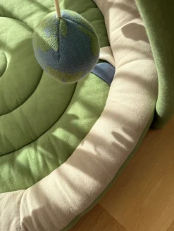 VanillaCopenhagen Babylegetøj-Vanilla Copenhagen Space Aktivitetstæppe, Fern