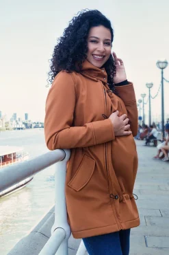 Tøj Til Mor|Wombat Softshell Bærejakke, Caramel Orange